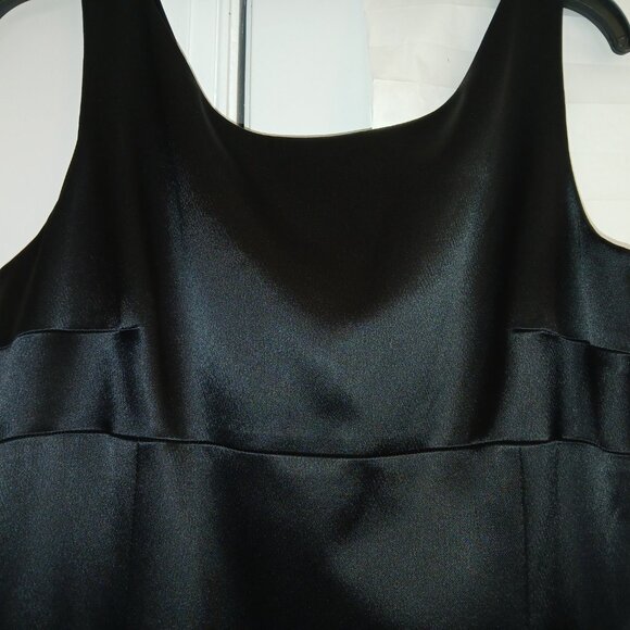 Tahari Black Satin Full Length Formal Gown--Size 14 - Picture 3 of 6